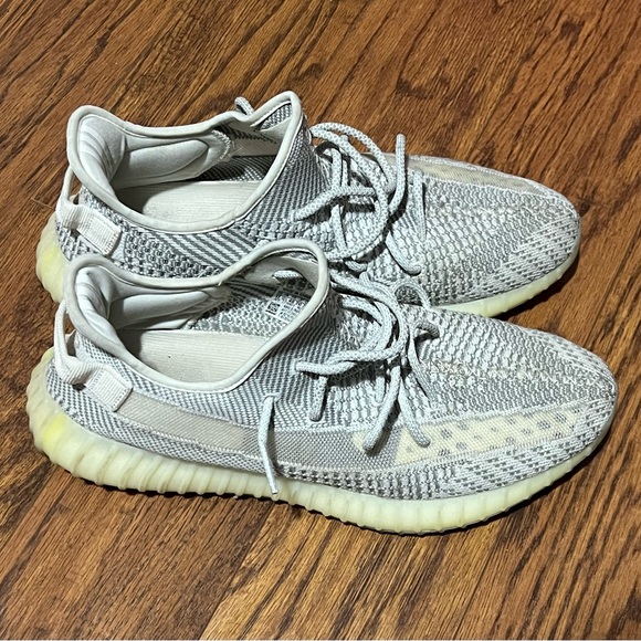 YEEZY BOOST 350 V2 STATIC NON-REFLECTIVE' size 13 - Picture 3 of 6